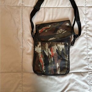 Camouflage bag or mag pouch